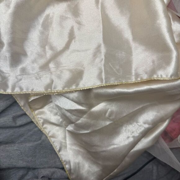 Sz 4 Disney Elena of Avalon Red and Gold Dress Costume - Picture 10 of 12